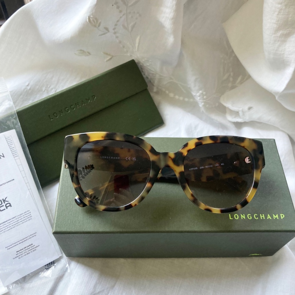 Longchamp Cateye Oversized Tortoise  Sunglasses LO733S